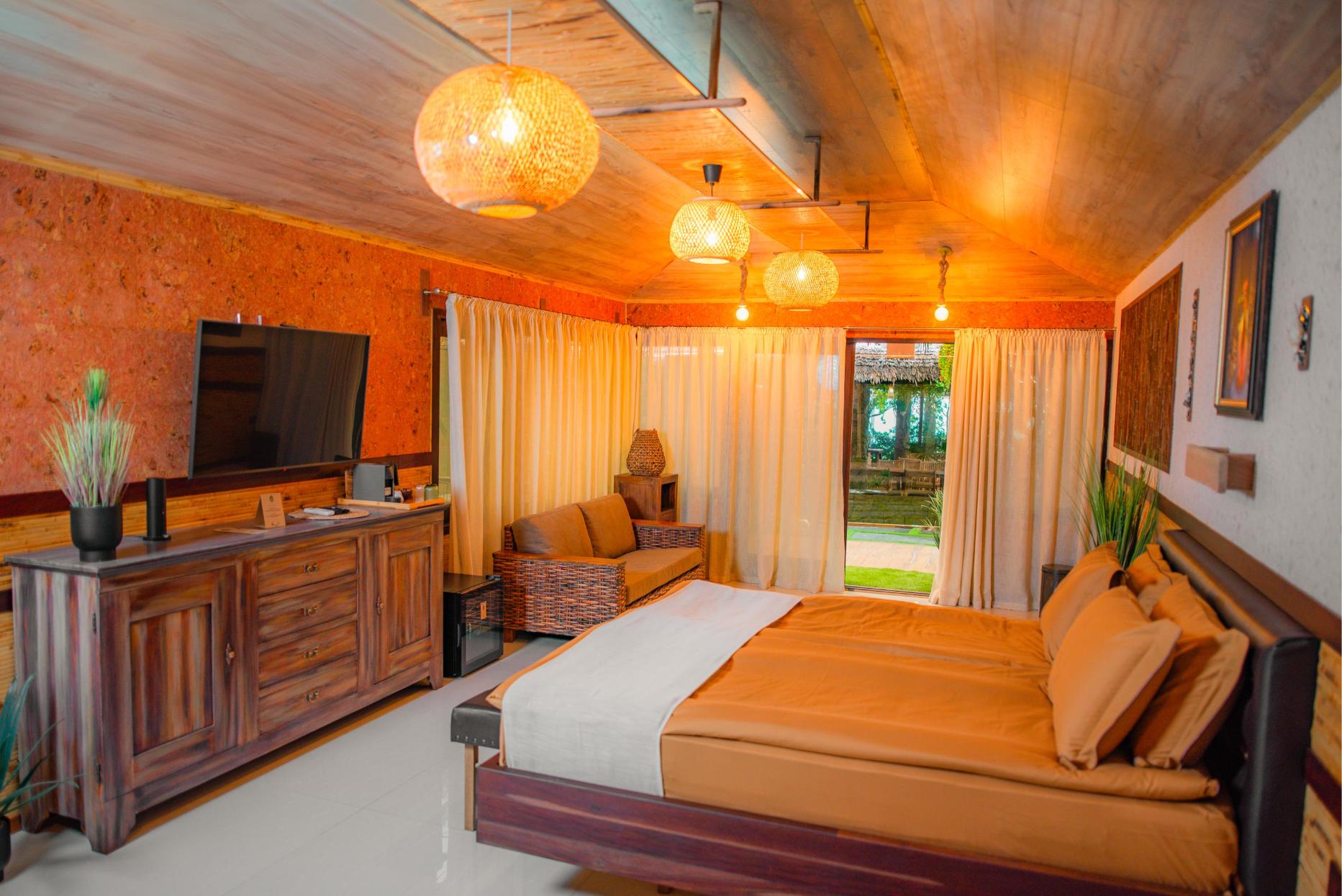 Delux Sunrise Villa 7