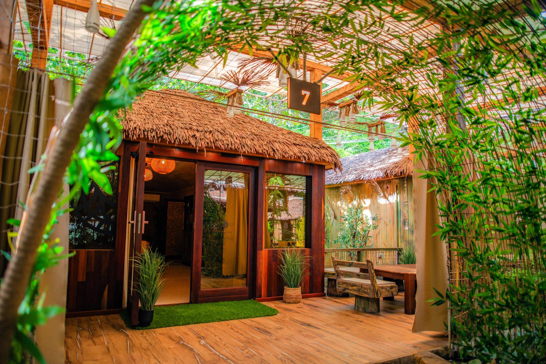 Delux Sunrise Villa 7